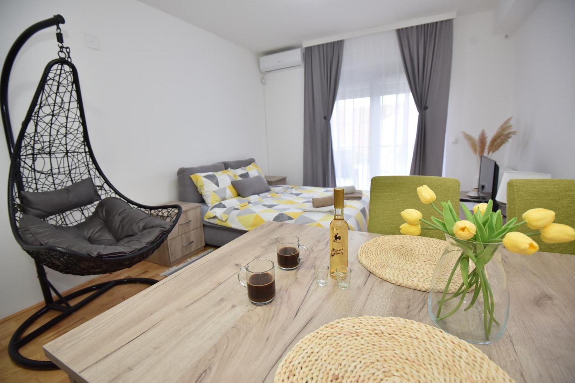 Apartment 13 *